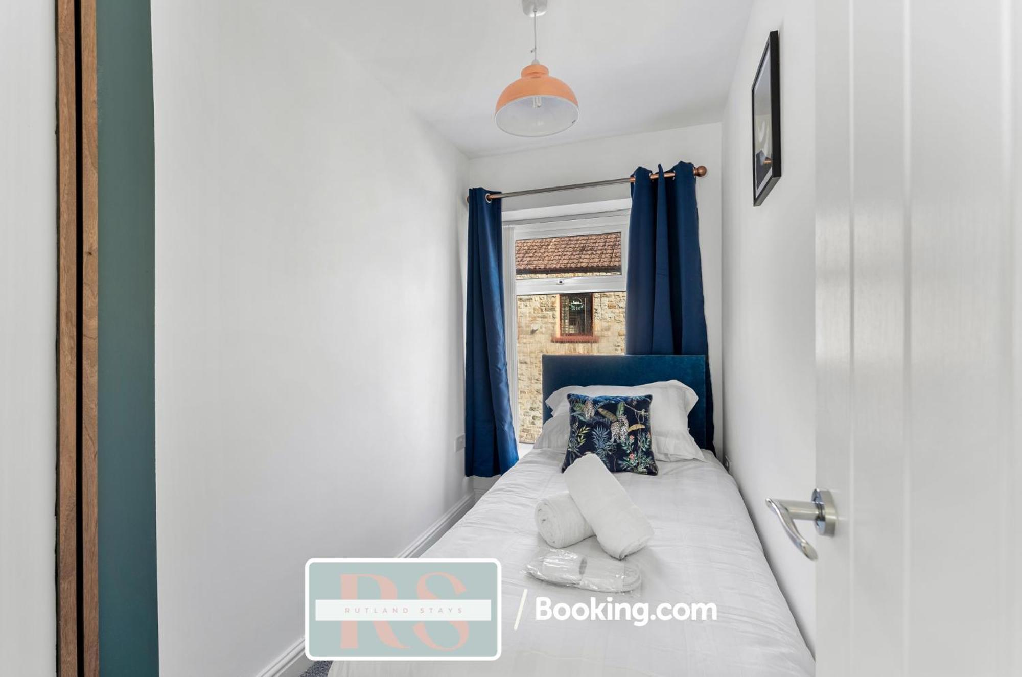 Contractors Accommodation South Wales By Rutland Stays Short Lets & Serviced Accommodation Pentre Treorky Dış mekan fotoğraf